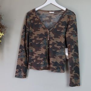 Trecis camo long sleeve top